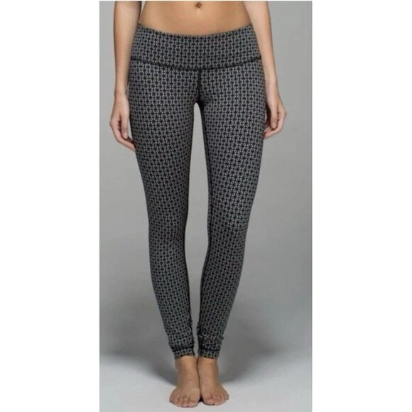 Lululemon Wunder Under Pant *Full-On Luon Tri Geo Silver Spoon Black Size 4 EUC - Picture 1 of 6
